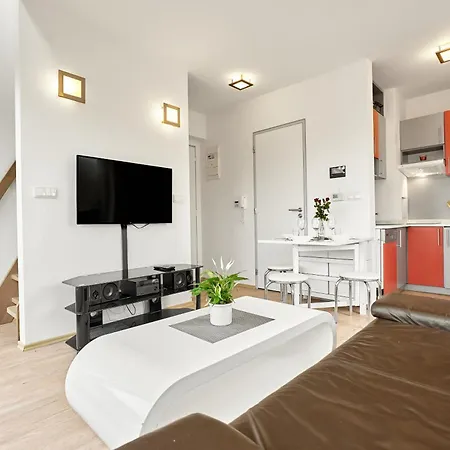 Klinovec Meadows 122 By Mountain Ways Loučná pod Klínovcem